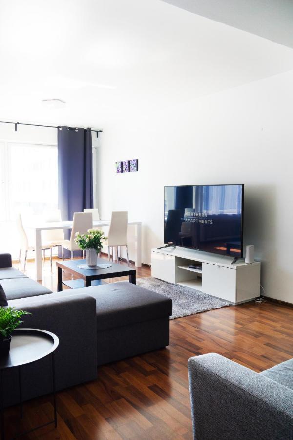 Oulu City Center 4-Room Apartment Parking Exterior photo